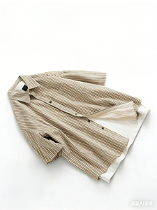 Chemise surdimensionnée rayée de style <span class=keywords><strong>japonais</strong></span> pour hommes, manches courtes, décontractée, avec boutons en corne, haut de travail d'été - Product Image 3
