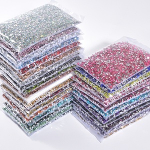 Oleeya Factory Emballage en gros 2mm 4mm Strass en résine non thermocollants à fond argenté aux couleurs éclatantes pour artisanat et bricolage - Product Image 3