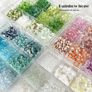 Dijes <span class=keywords><strong>de</strong></span> Piedras Naturales y Cristales para <span class=keywords><strong>Uñas</strong></span>, Kit <span class=keywords><strong>de</strong></span> Arte <span class=keywords><strong>de</strong></span> <span class=keywords><strong>Uñas</strong></span> DIY <span class=keywords><strong>de</strong></span> 12 Compartimentos con Gemas Multicolores Trituradas, <span class=keywords><strong>Uñas</strong></span> Postizas, Suministros para Manualidades - Product Image 1
