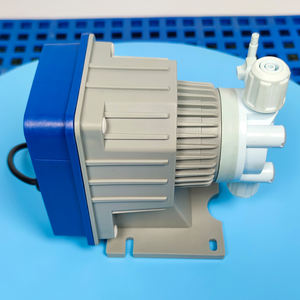 विभिन्न रासायनिक एजेंटों को वितरित करने के लिए प्लास्टिक pvc से बना है जो विभिन्न रासायनिक एजेंटों को वितरित करने के लिए मैन्युअल रूप से विनियमित है - Product Image 4