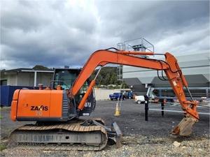 Excavatrice sur chenilles d'occasion Hitachi ZX70 de marque japonaise, 7 tonnes, avec moteur, garantie 1 an, pour travaux de terrassement - Product Image 2