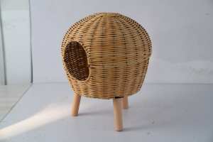 Ganzjahres-Haustier-Rattanhaus Umweltfreundliches Komfortables Erhöhtes Haustierhaus Komfortables Bett für Pelzige Freunde Weiden-Katzenhaus - Product Image 4