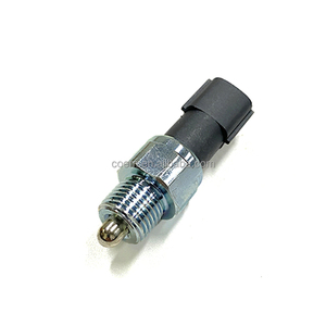 Interrupteur de feux de recul 32006-8S01A pour Nissan Navara D22 D40 Frontier Patrol - Product Image 1