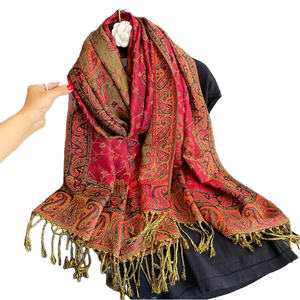 Châle léger en viscose pour femme, motif floral végétal, élégant, pour l'hiver et les soirées printanières - Direct M.A - Product Image 1