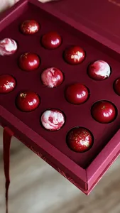 Truffes faites à la main personnalisées <span class=keywords><strong>chocolat</strong></span> faveurs assortis chocolats noirs au lait bonbons UV avantage feuille papier carton boîte d'emballage - Product Image 2
