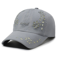 Casquettes de baseball unisexes en sergé de coton mélangé à 6 panneaux, brodées de fleurs et à bord incurvé, style streetwear décontracté pour le quotidien