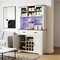 2026 Farmhaus-Küchenschrank mit Kaffeebar, Weinregal, LED-Beleuchtung, Glastüren, Buffet-Sideboard, Holzaufbewahrung für Zuhause