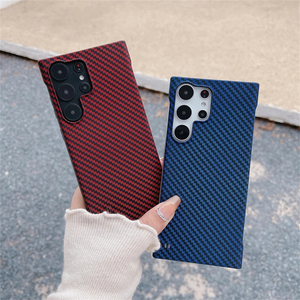 Estuche rígido a prueba de golpes sin marco con patrón de fibra de carbono ultrafino para Samsung <span class=keywords><strong>Galaxy</strong></span> S23 Ultra S22 S21 Plus <span class=keywords><strong>Note</strong></span> <span class=keywords><strong>20</strong></span> Ultra 10 - Product Image 4