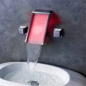 瀑布浴室水龙头带发光二极管灯单孔甲板安装盆水龙头发光二极管照明 (RGB发光二极管)