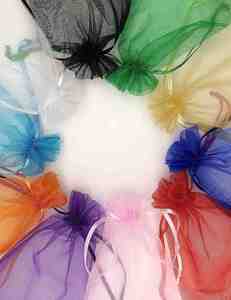 Sacs en organza avec cordon de serrage, petites pochettes pour cadeaux de mariage - Product Image 3