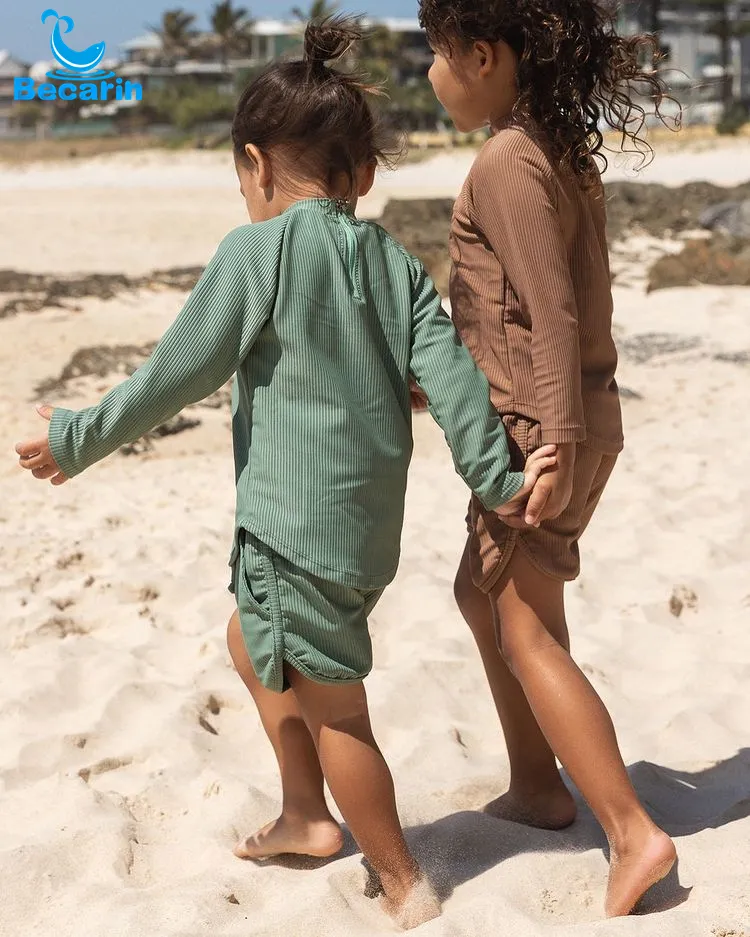 Kleine Mädchen Bade bekleidung Benutzer definierte Kindermode Badeanzüge Gerippte Kinder Badeanzüge Hochwertige Baby anzüge