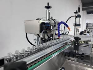 Machine automatique de remplissage et de bouchage de flacons de crème de beauté pour le visage à 1 tête, pour flacons de pâte cosmétique verticale - Product Image 6