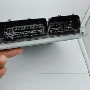 Pièces d'excavatrice CX360B SH210-5 SH350-5 ECU 6HK1 4HK1 Contrôleur de moteur 8981260682 8-98126056-1 8982046850 8982046851 - Product Image 4