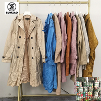 Ropa de segunda mano Pacas De Ropa Americana Mixta Premium Ropa de segunda mano Americana Chaqueta cortavientos usada
