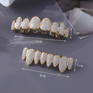 Fine Grillz – Couronnes dentaires 8 dents or et argent, micro-incrustation de zircon, unisexe, usage quotidien, design géométrique - Product Image 4