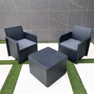 Set da Giardino Contemporaneo in Plastica Riciclata con 2 Poltrone e Tavolino - Product Image 2