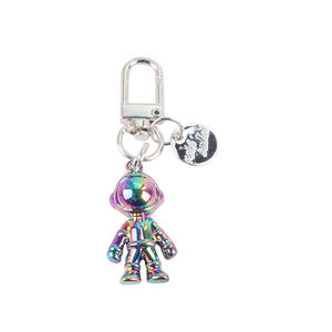 Llavero de coche de astronauta de metal colorido y creativo, cadena de personalidad moderna, accesorios de moda, colgante para bolso de mujer - Product Image 5