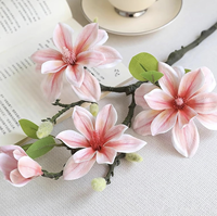 4-Köpfiges Realistisches Handgefertigtes Seiden-Magnolien-Kunstblumenarrangement für Wohnzimmertisch - Muttertags- & Weihnachtsdekoration