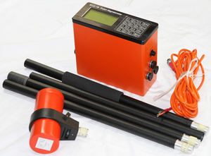 Draagbare Pronton <span class=keywords><strong>Magnetometer</strong></span> Magnetisch Veld Survey Instrument Digitale <span class=keywords><strong>Proton</strong></span> Precessie <span class=keywords><strong>Magnetometer</strong></span> Voor Goudmijn Met Gps - Product Image 5