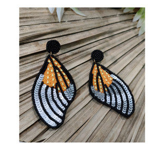 Pendientes de Diseño Exclusivo Hechos a Mano con Cuentas, Trabajo Manual Detallado, Ligeros, Joyería Moderna, Regalo Festivo - Product Image 6