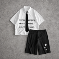 Ensemble deux pièces formel homme personnalisé : chemise à manches courtes imprimée lettres et short imprimé étoiles, respirant 100% coton, fabrication OEM