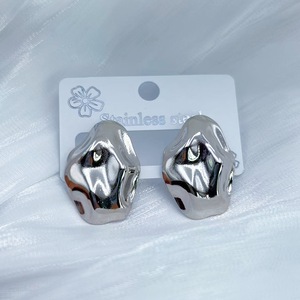 RINHOO Pendientes de Acero Inoxidable para Mujer, Impermeables, Simples, Irregulares, Color Plata, con Forma de Corazón, Hipoalergénicos, Joyería Geométrica de Metal - Product Image 5