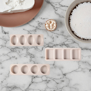 Set di 3 Stampi in Silicone per Sapone con Forme Ovali, Rotonde e Quadrate per Aromaterapia - Product Image 2