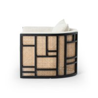 Fauteuil individuel moderne et minimaliste en tissu beige, design de créateur avec détails en rotin, idéal pour les salons de luxe et les projets hôteliers
