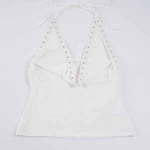 Débardeur blanc pour femme, col halter en V profond, sexy, orné de clous, court et dos nu, idéal pour le streetwear et les tenues de festival - Product Image 6