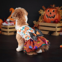 Costume d'Halloween mignon pour chiens, jupe/gilet en satin imprimé citrouille, style fête, lavage à la main uniquement