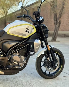 CFMoto 250CL-X 250cc Caf Racer 2026 2025 Más Vendida - Estilo Clásico, 27HP de Potencia, Chasis Ligero (155kg) |   Precio de Fábrica - Product Image 3