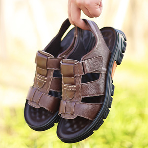 รองเท้าแตะหนังนุ่มสำหรับผู้ชายแบบสวมปิดด้วยเวลโคร พื้นหนา กันลื่น รองเท้าชายหาด สีดำและสีน้ำตาล ไซส์พลัส - Product Image 2