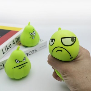 Nuevo Juguete Antiestrés de Goma Suave con Forma de Mini Calabaza: Bola de Compresión Creativa para Aliviar el Estrés - Product Image 2