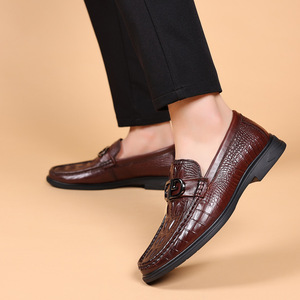 Mocasines de Cuero Casuales de Negocios para Hombre, Diseño de Cocodrilo, Sin Cordones, Tacón Bajo, Color Negro y Marrón, Zapatos de Conducir para Adultos - Product Image 4