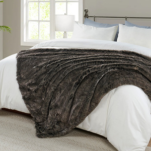 Luxury Chinchilla Faux Fur <b>Throw</b> Blanket, 127x152.4cm Cozy Warm Fuzzy <b>Cover</b> for <b>Sofa</b> Bed - Product Image 4