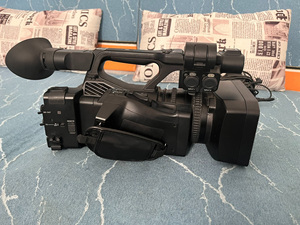 กล้องวิดีโอ Sony PXW-Z190 ระดับไฮเอนด์ ความละเอียด 4K ซูม 25 เท่า สำหรับถ่ายทอดสด - Product Image 5