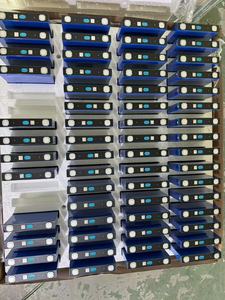 Pabrik OEM/ODM padat negara prismatik LiFePO4 baterai 3.2V 100AH 3000 siklus-20 ~ 60 Suhu operasi untuk elektronik konsumen - Product Image 5