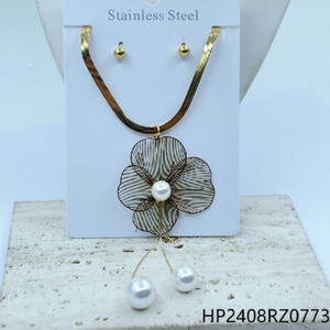 Ingrosso orecchini a cerchio ipoallergenici in acciaio inossidabile gioielli di moda per le donne accessorio regalo - Product Image 1