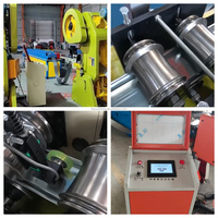 Machine automatique de formage de lames de volets roulants avec fonction de poinçonnage de fenêtres et de soudure des bords