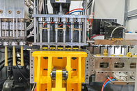 Máquina de Moldeo por Extrusión y Soplado Automática de Alta Velocidad y Múltiples Cabezales para Botellas de Lácteos con Materiales HDPE/PE/PP/PVC y Alta Precisión
