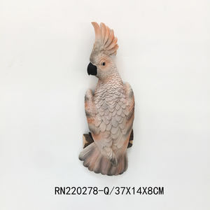 Tuinmuur Boom Hangende Ornamenten Groothandel Kunstmatige Papegaai Vogel Decoratie Opknoping Outdoor Hars Papegaai Voor Muur Beeldje - Product Image 3