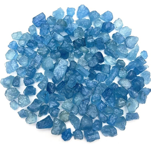 Bán Buôn Số Lượng Lớn Tự Nhiên Đánh Bóng Nguyên Sỏi Đá Tinh Thể Con Chip Mẫu Pha Lê Bule Aquamarine Đá Cho Trang Trí - Product Image 4