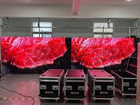 P3.91 IP65 Impermeable Publicidad al aire libre Pantalla LED 3840Hz Frecuencia de actualización 4500-5000 Nits Montaje rápido para fiesta de DJ