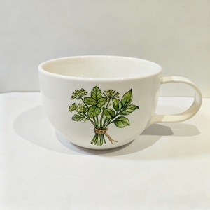 Taza de café de porcelana personalizada, diseño de hierba de anís pintado a mano, perfecta para las vacaciones - Product Image 3