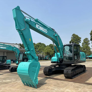 Excavatrice sur chenilles hydraulique Kobelco SK200 d'occasion, 20 tonnes, modèle 2022, moteur en bon état, peinture d'origine, pour travaux de terrassement - Product Image 4