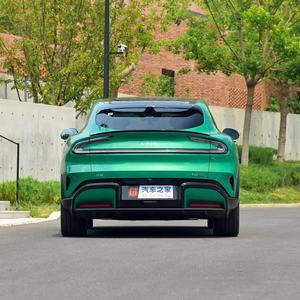 Xiaopeng P7 P7i New Energy sedán mediano y grande 700 km vehículo eléctrico de resistencia ultralarga 220kW adulto de alta velocidad - Product Image 1