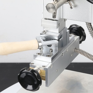 Machine de marquage à chaud manuelle pour cuir et bois, machine de gaufrage DIY pour logos, idéale pour portefeuilles et étiquettes de bagages - Product Image 4