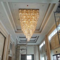 Villa dans le hall de l'hôtel, grand lustre suspendu en cristal moderne et léger personnalisé, ingénierie créative, plafond de luxe