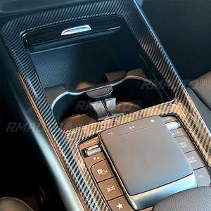 Cubierta Protectora para el Panel de la Consola Central del Automóvil con Aspecto de Carbono para Mercedes-Benz Clase B GLA GLB W247 X247 H247 2020+ - Product Image 4