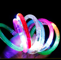 Bracelets lumineux LED, bracelets clignotants, bracelets colorés pour fêtes, pour enfants et adultes, anniversaires, Halloween, Noël